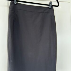 Ann Taylor black pencil skirt, 00P